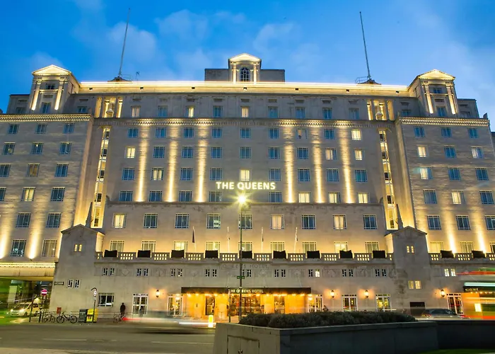 The Queens Hotel